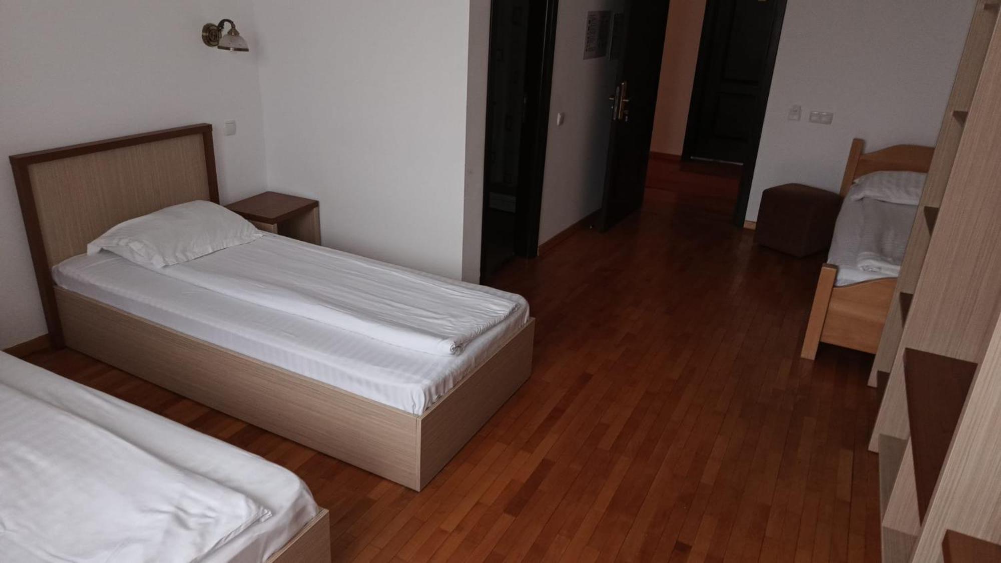 Hotel Posada Râmnicu Vâlcea Zewnętrze zdjęcie