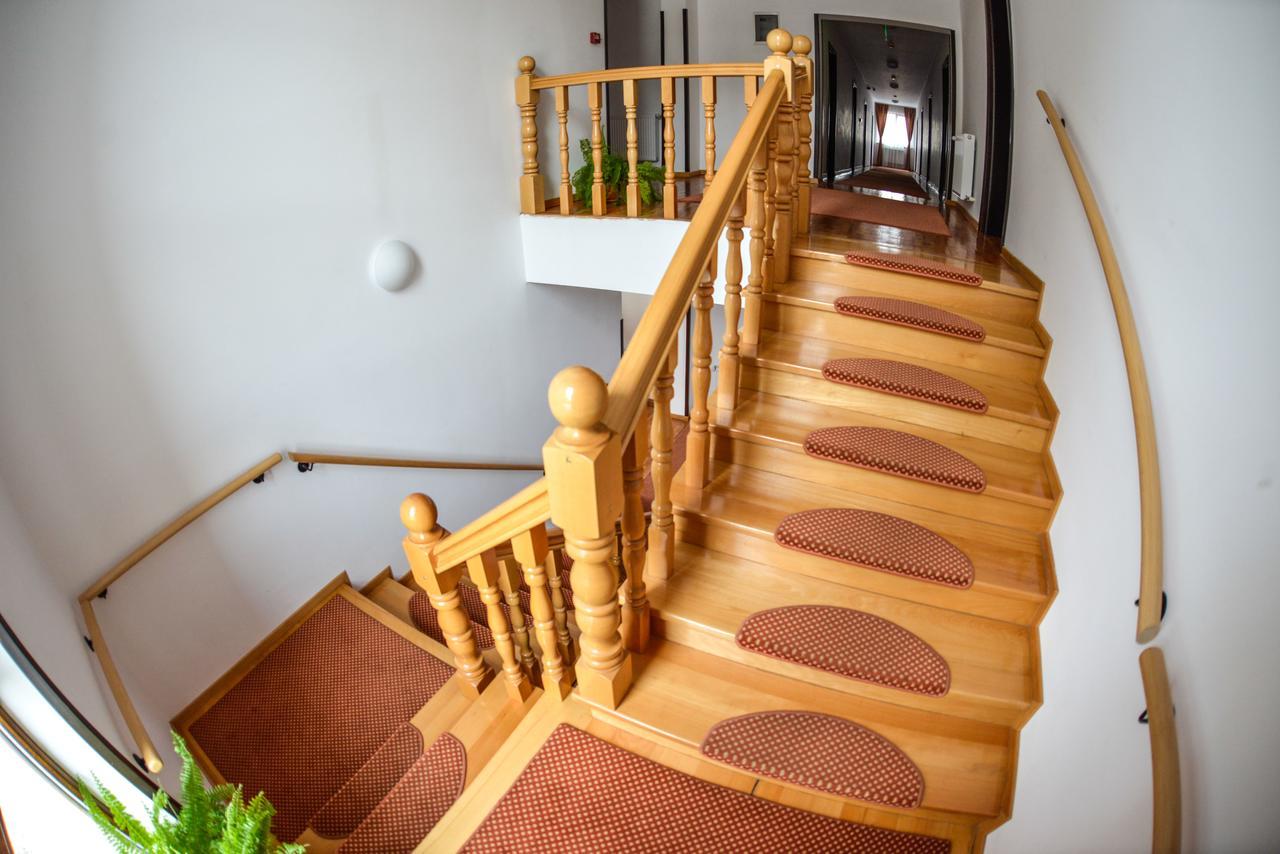 Hotel Posada Râmnicu Vâlcea Zewnętrze zdjęcie