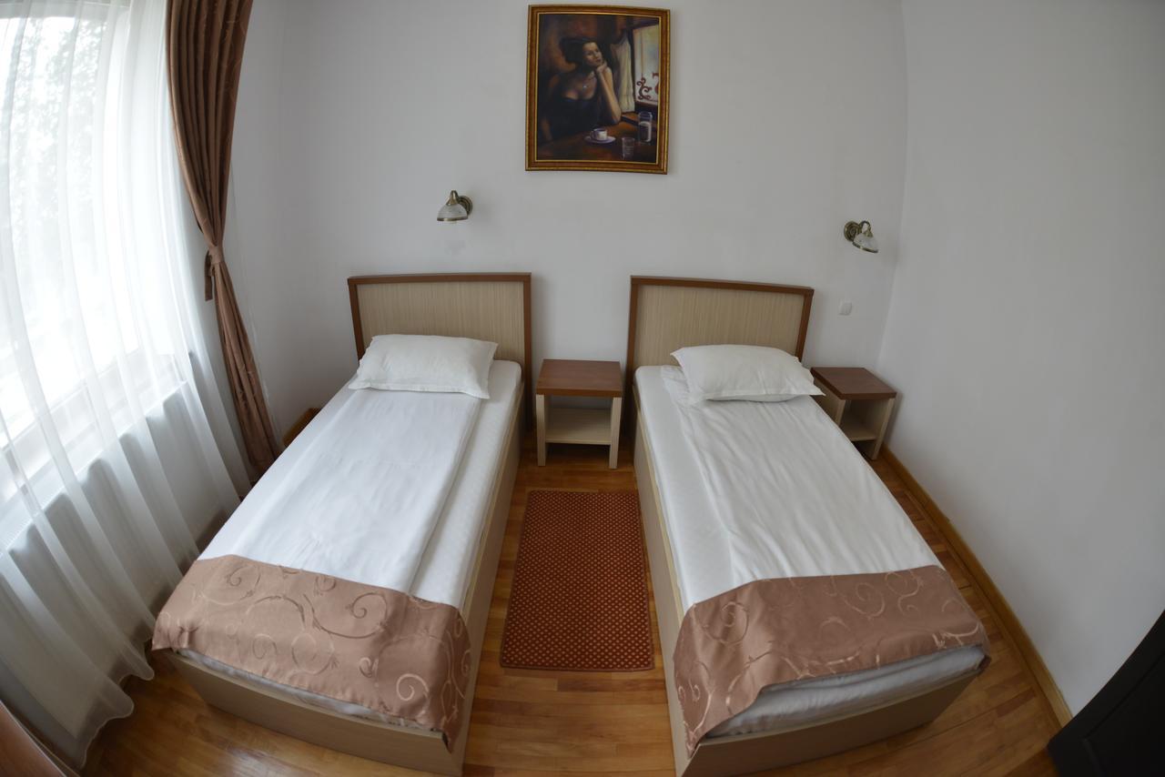Hotel Posada Râmnicu Vâlcea Zewnętrze zdjęcie
