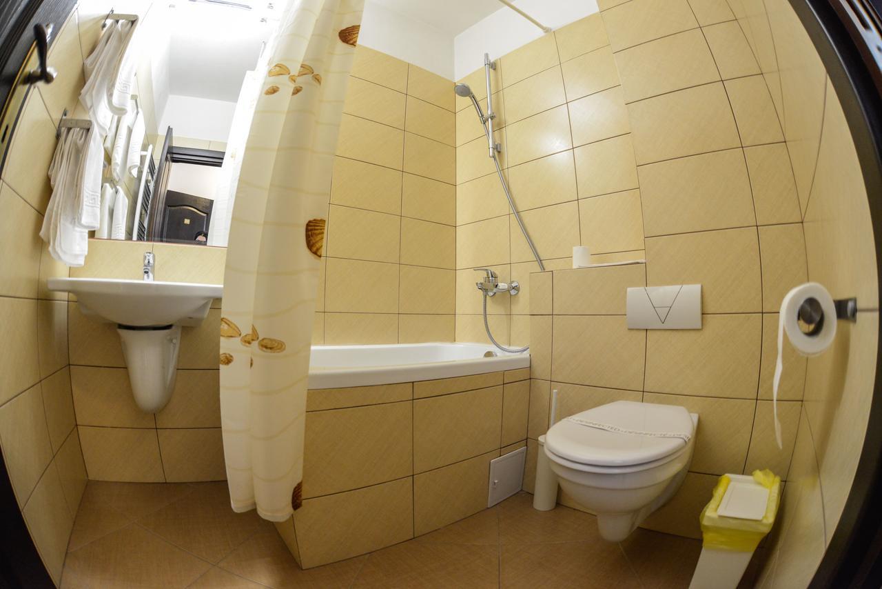 Hotel Posada Râmnicu Vâlcea Zewnętrze zdjęcie